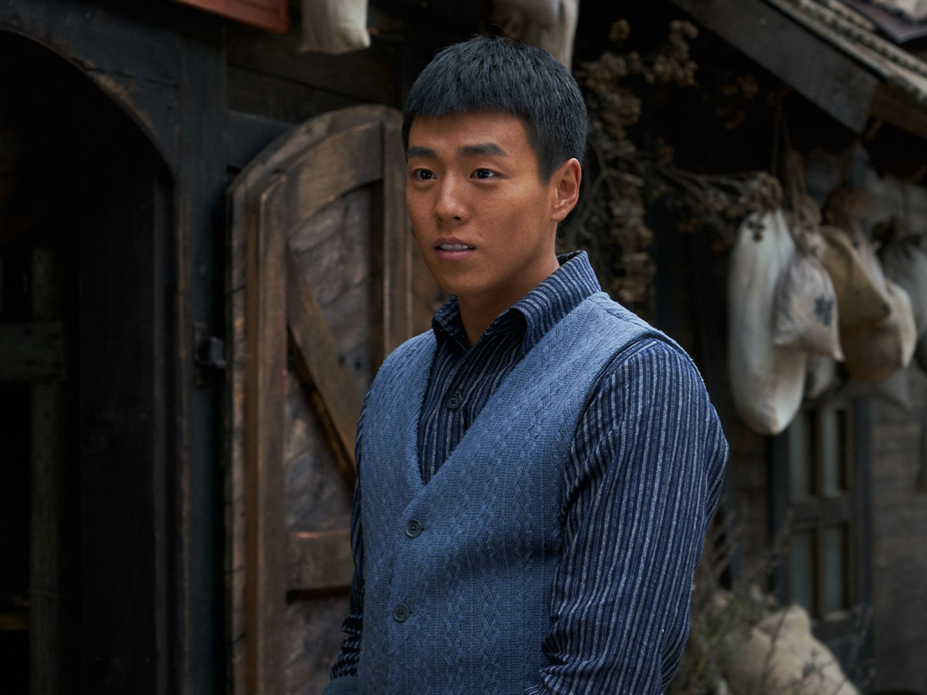 宛如韓版 悲慘世界 開春催淚電影 Hero 攜手 紙房子 韓國篇 李玹雨 小女子 金高銀化身情報員竟 壓力大到哭 Popo筆記